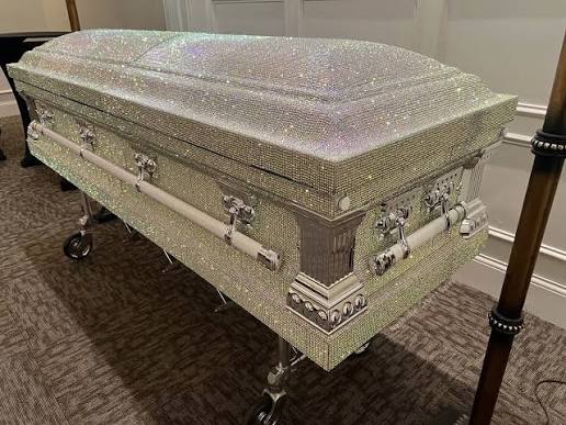 Casket Sales — image 4
