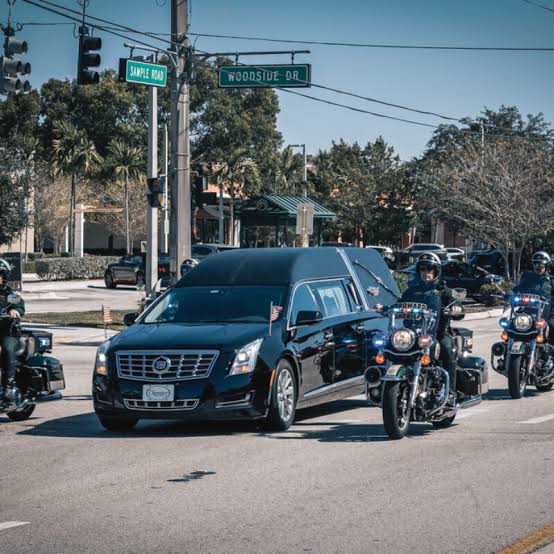 Hearse Service — image 4