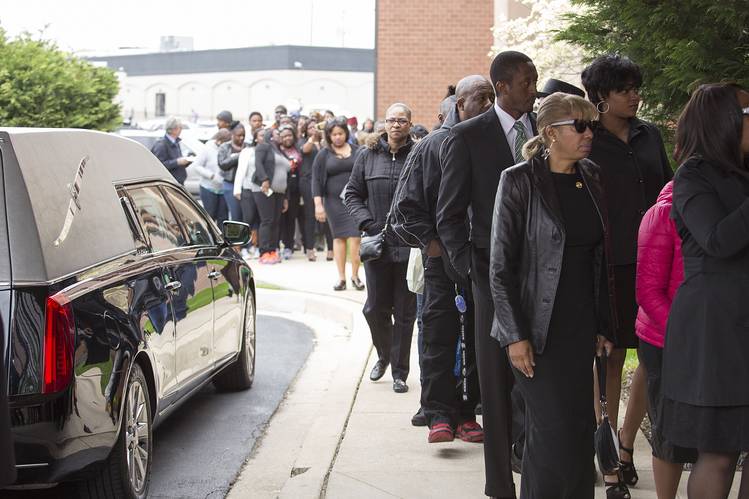 Hire a Funeral Manager — image 3